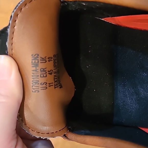 Levi Shoes - Picture 4 of 4